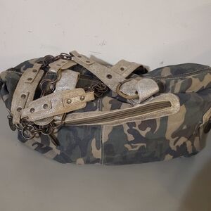 Y2k Camo Hobo Bag Mettalic Accents and Chain Link Straps